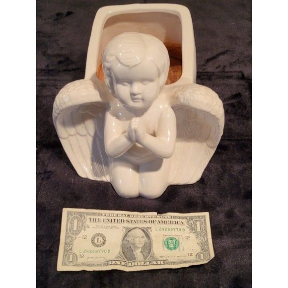 Praying Cherub Window Planter - Picture 1 of 3